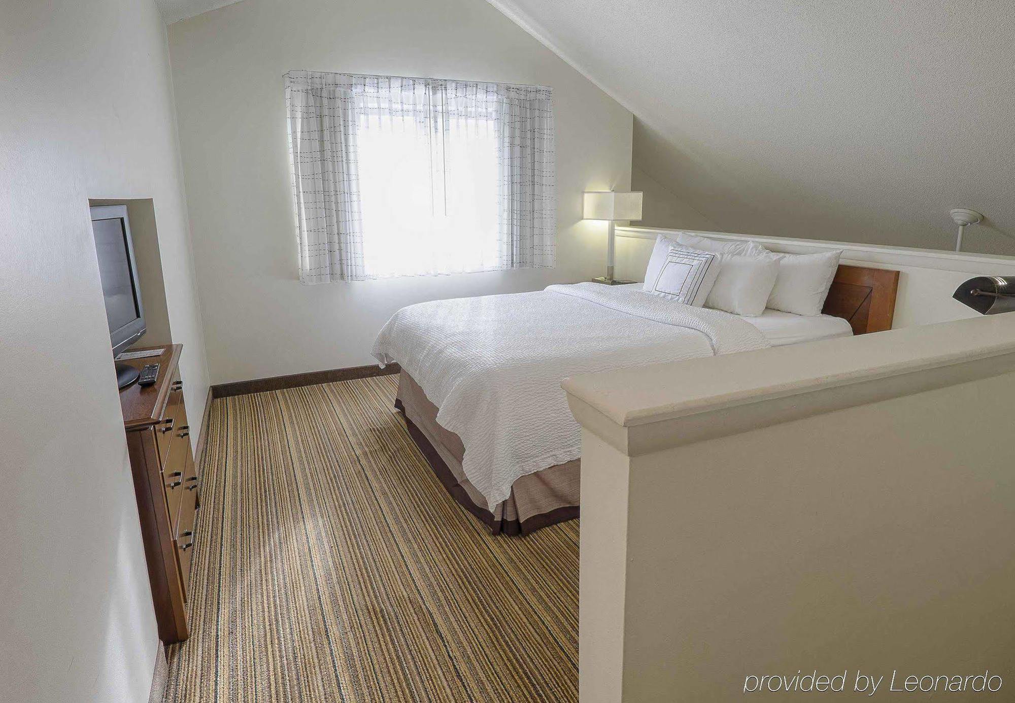 Albany Airport Inn And Suites Latham Extérieur photo
