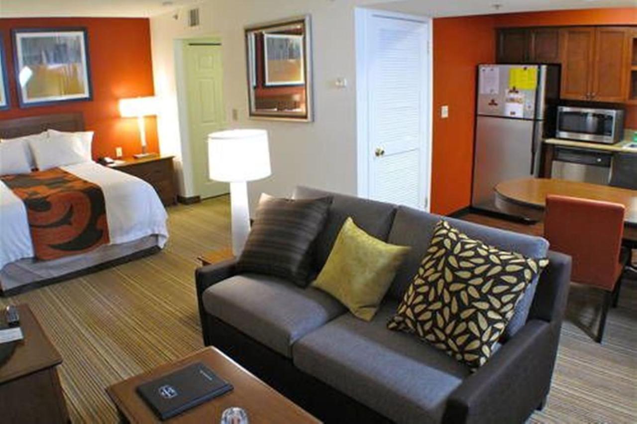 Albany Airport Inn And Suites Latham Chambre photo